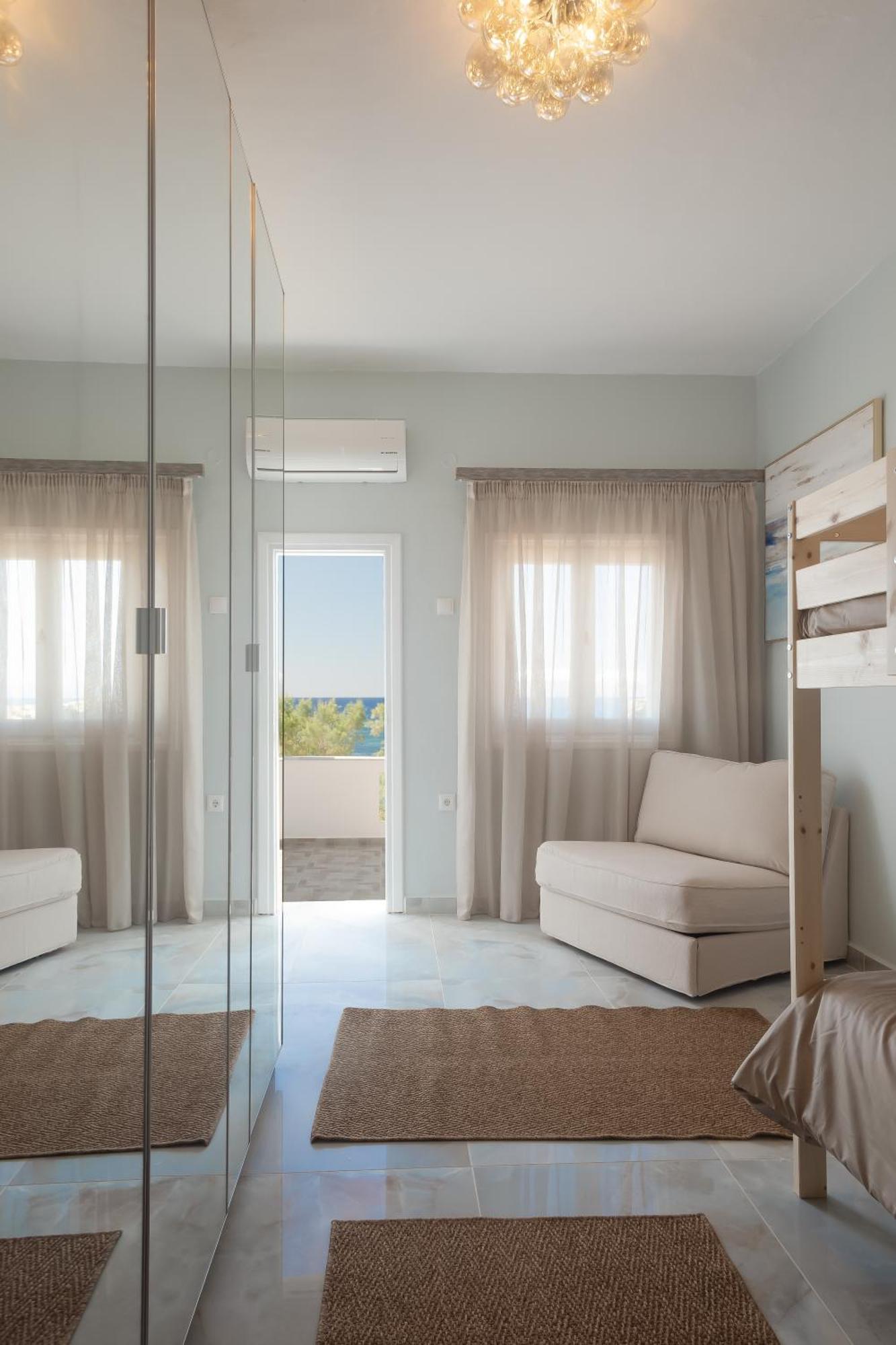 Nikos Apartment