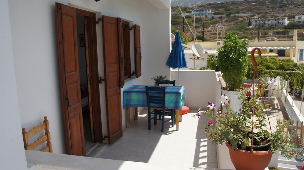 Apartment Nikos *